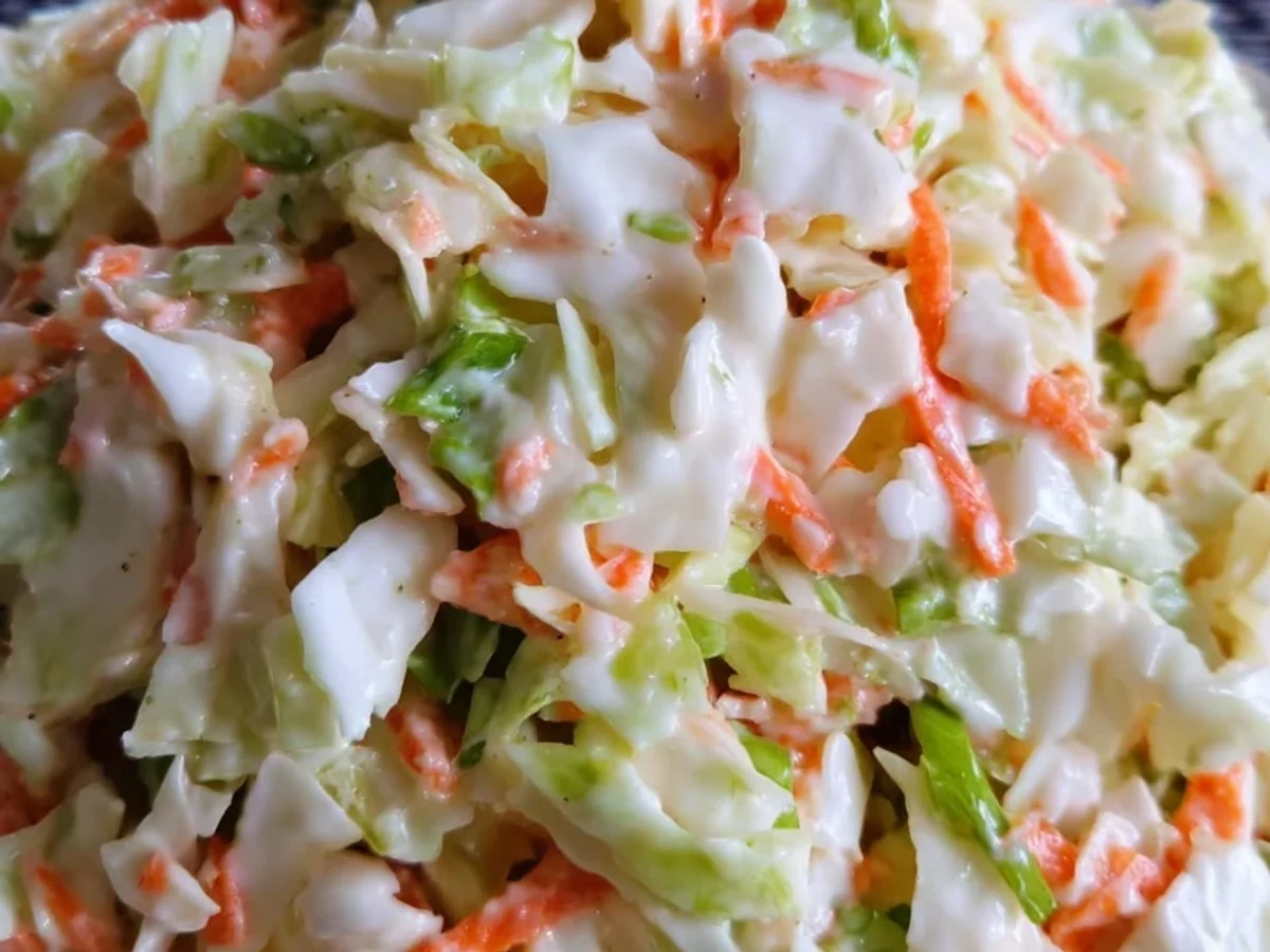 Homestyle KFC Coleslaw Copycat: Tangy & Creamy Side - Image 1