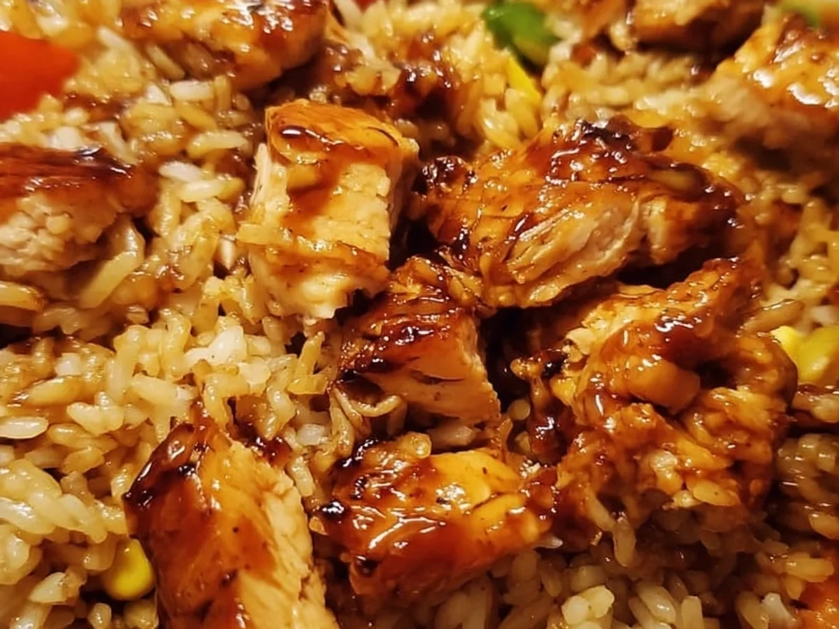 One-Pan Honey BBQ Chicken Rice: Easy Weeknight Dinner - Image 2