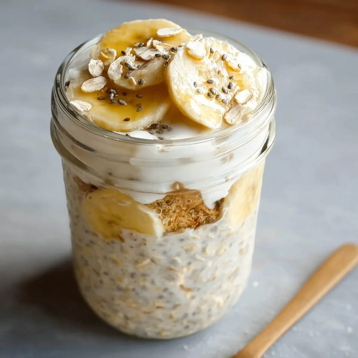 Banana Cream Pie Overnight Oats: Guilt-Free Breakfast