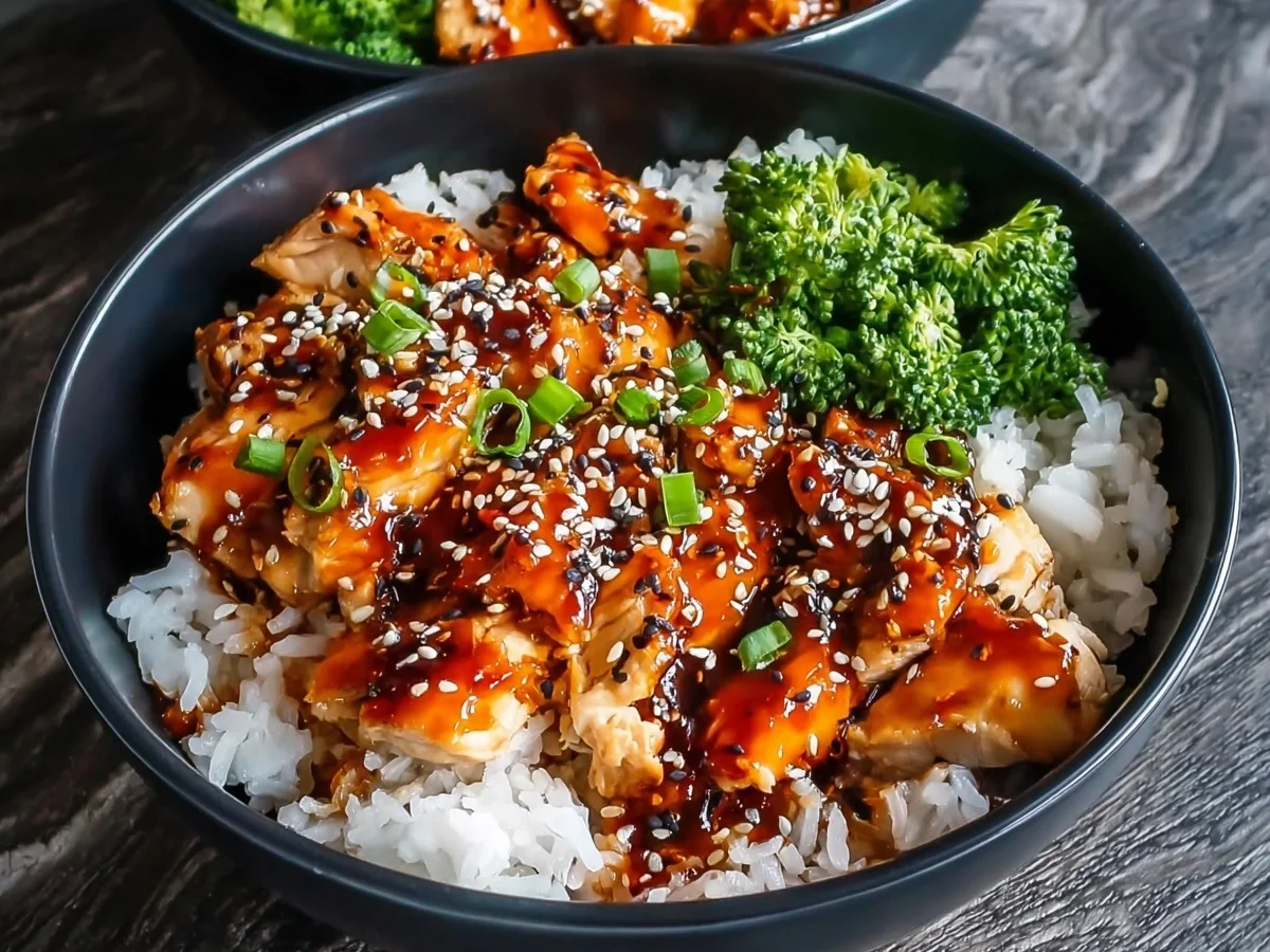 Sticky Chicken Rice Bowls: Quick Weeknight Meal - Featured Image